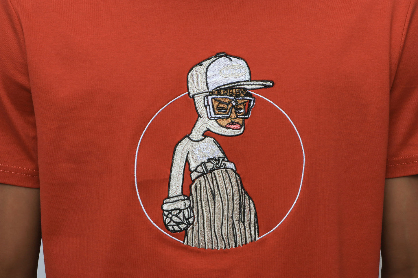 “Fashion Guru T-shirt” (RUST)